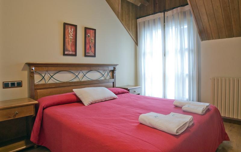 Apartamentos Casa Lavedan Tramacastilla de Tena Luaran gambar