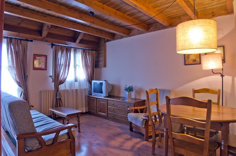 Apartamentos Casa Lavedan Tramacastilla de Tena Luaran gambar