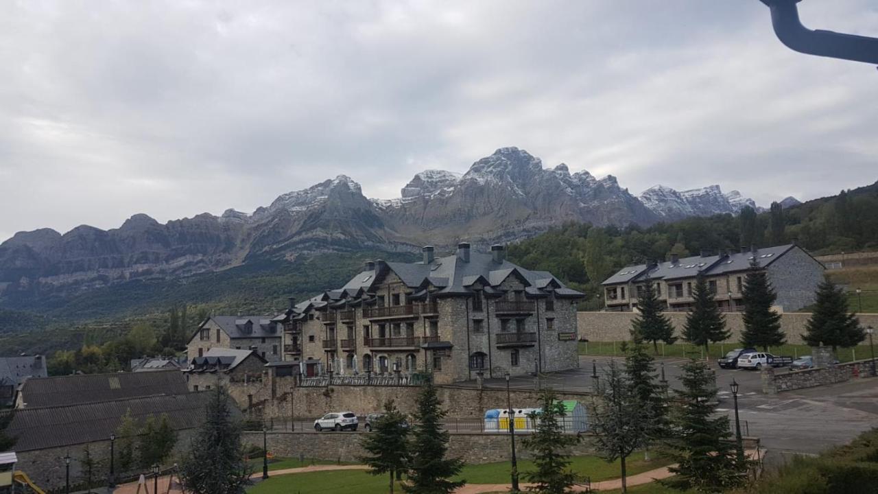 Apartamentos Casa Lavedan Tramacastilla de Tena Luaran gambar